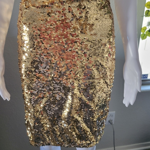 Marc Jacob's Gold Sequin Skirt-NEW YEARS EVE PERFECTION - Picture 2 of 8